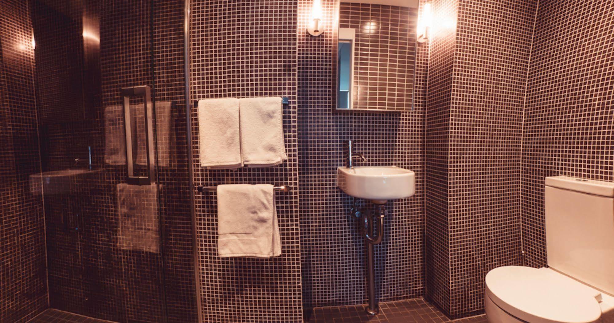 Crown Hotel Surry Hills Sydney Eksteriør billede