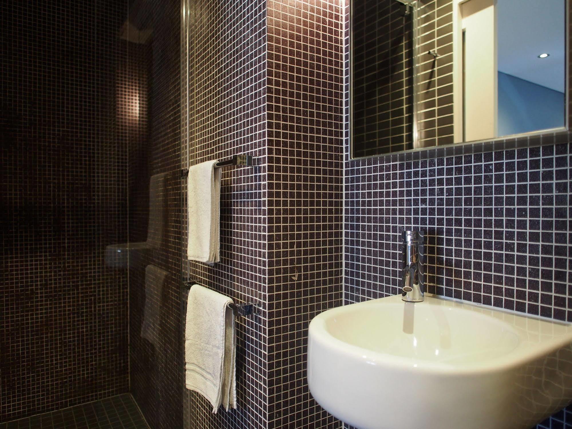 Crown Hotel Surry Hills Sydney Eksteriør billede